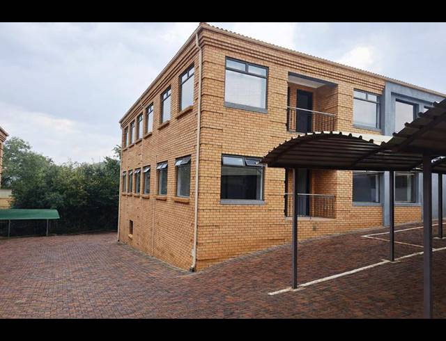 BUSINESS PROPERTY TO RENT IN ROUTE 21 BUSINESS PARK